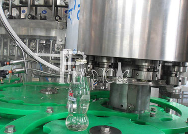 पीईटी प्लास्टिक ग्लास 3 में 1 मोनोब्लॉक स्पार्कलिंग वॉटर वाइन बोतल भरने की मशीन / उपकरण / लाइन / प्लांट / सिस्टम