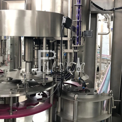 बाँझ उच्च सुरक्षा जल भरने की मशीन 0.5L प्लास्टिक बोतल मोनोब्लॉक एसेप्टिक 0.5MPA