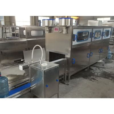 प्लास्टिक बैरल 5 गैलन पानी भरने की मशीन स्वचालित सिकोड़ें पैकेजिंग उपकरण