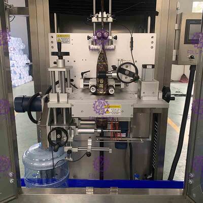 सिंगल हेड नेक लेबलिंग गैलन लेबलर मशीन फुल ऑटोमेशन 300BPM