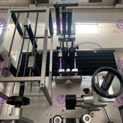 हाई स्पीड बोतल लेबलिंग मशीन दुआ - ड्राइविंग टाइप बेल्ट सिंक्रोनस