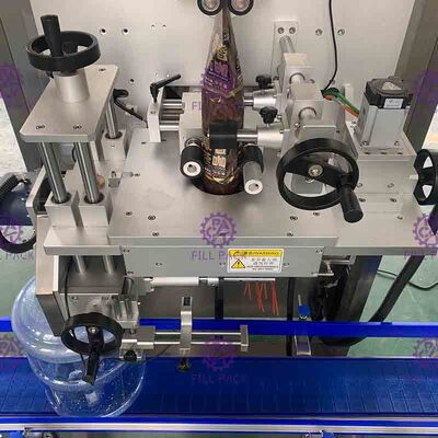 गैलन बॉटल स्लीव श्रिंक लेबलिंग / लेबलर एप्लीकेटर / मशीन / उपकरण / लाइन / प्लांट / सिस्टम / यूनिट