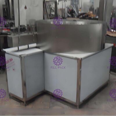 पीईटी / प्लास्टिक की छोटी गोल बोतलें मशीन / उपकरण / लाइन / प्लांट / सिस्टम की व्यवस्था करती हैं