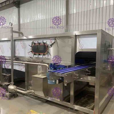 स्थिर स्वादिष्ट बोतलबंद रस शीतलक मशीन स्टेनलेस स्टील