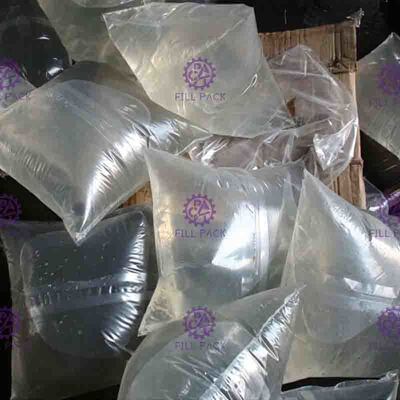 स्वचालित 500ML तरल पाउच पैकिंग मशीन 2200 बैग प्रति घंटा