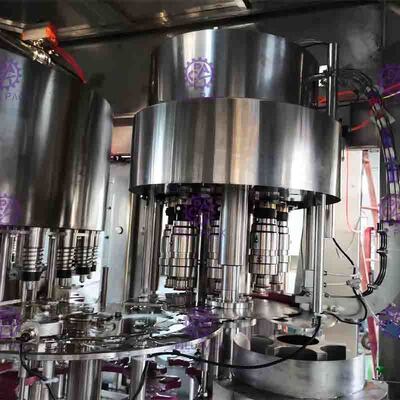 खनिज पानी के लिए 1 पीईटी बोतल पानी भरने की मशीन में पूरी तरह से स्वचालित 3