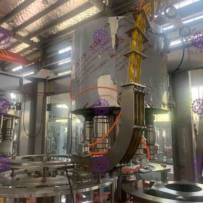 प्लास्टिक बोतल 45 मिमी पेंच Capp के लिए 3.5kw रस भरने की मशीन