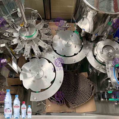 स्वचालित 3 में 1 बोतलबंद पानी भरने की मशीन पीएलसी टच स्क्रीन 12 प्रमुख