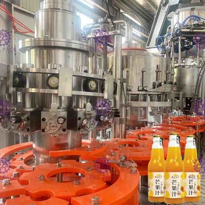 स्वचालित रस फलों का गूदा भरने वाली कैपिंग मशीन 3 इन 1 मोनोब्लॉक ग्रेन्युल पेय