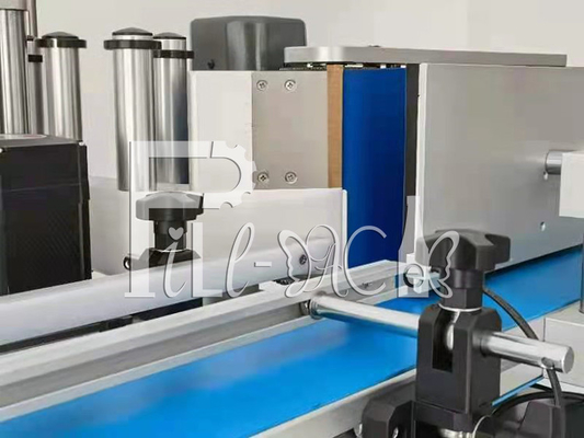 ISO9001 तालिका प्रकार स्टिकर लेबलिंग मशीन गोल बोतलें लेबल निर्माता मशीन