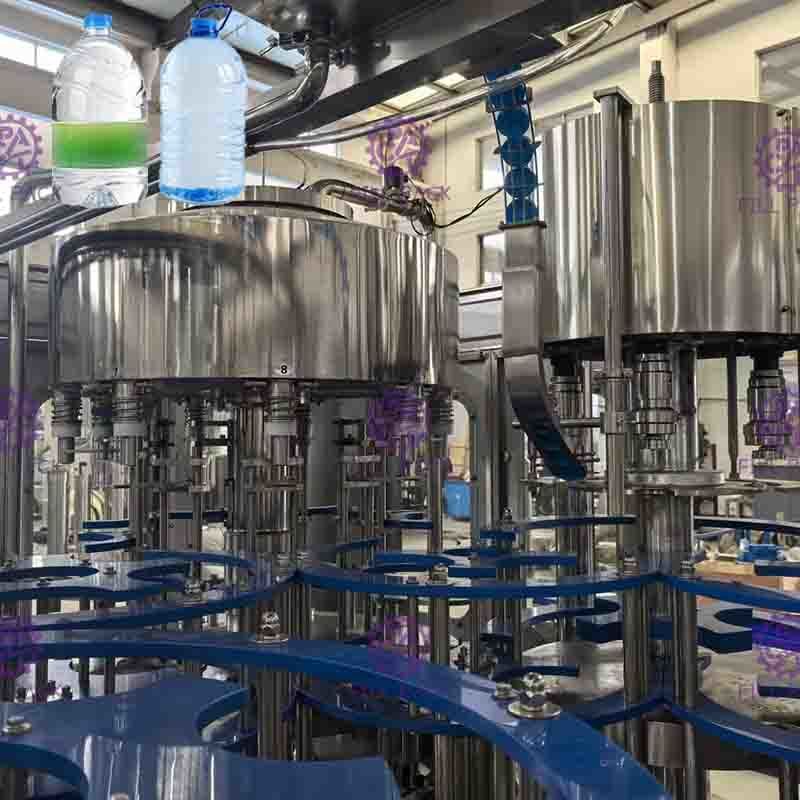 3L / 5L / 10L मिनरल वाटर प्लास्टिक की बोतल 2 में 1 वाशिंग फिलिंग कैपिंग उपकरण / प्लांट / मशीन / सिस्टम / लाइन